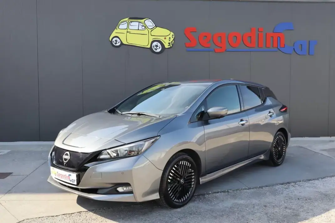 Nissan Leaf 2024 - 19500 EUR, 12816 km - AUTO.MOTO.pt - 12816km - foto 1 de 30