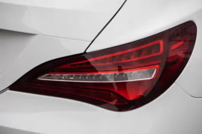 Mercedes-Benz CLA 200 2018 - 22900 EUR, 168400 km - AUTO.MOTO.pt - 168400km - foto 29 de 30
