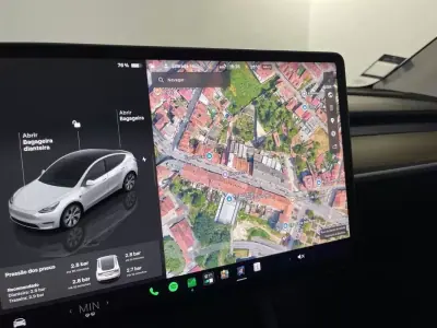 Tesla Model Y 2022 - 38750 EUR, 44000 km - AUTO.MOTO.pt - 44000km - foto 20 de 42