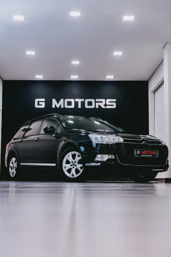 Citroën C5 Tourer 2008 - 6500 EUR, 265000 km - AUTO.MOTO.pt - 265000km - foto 11 de 46