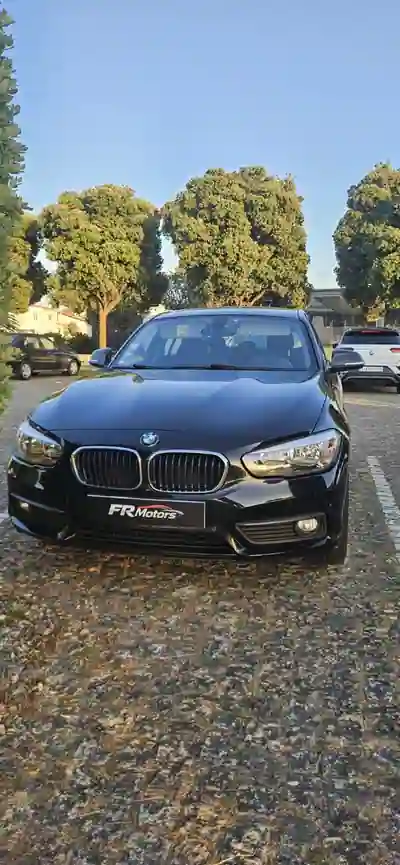 BMW 114 2016 - 12750 EUR, 154000 km - AUTO.MOTO.pt - 154000km - foto 3 de 8