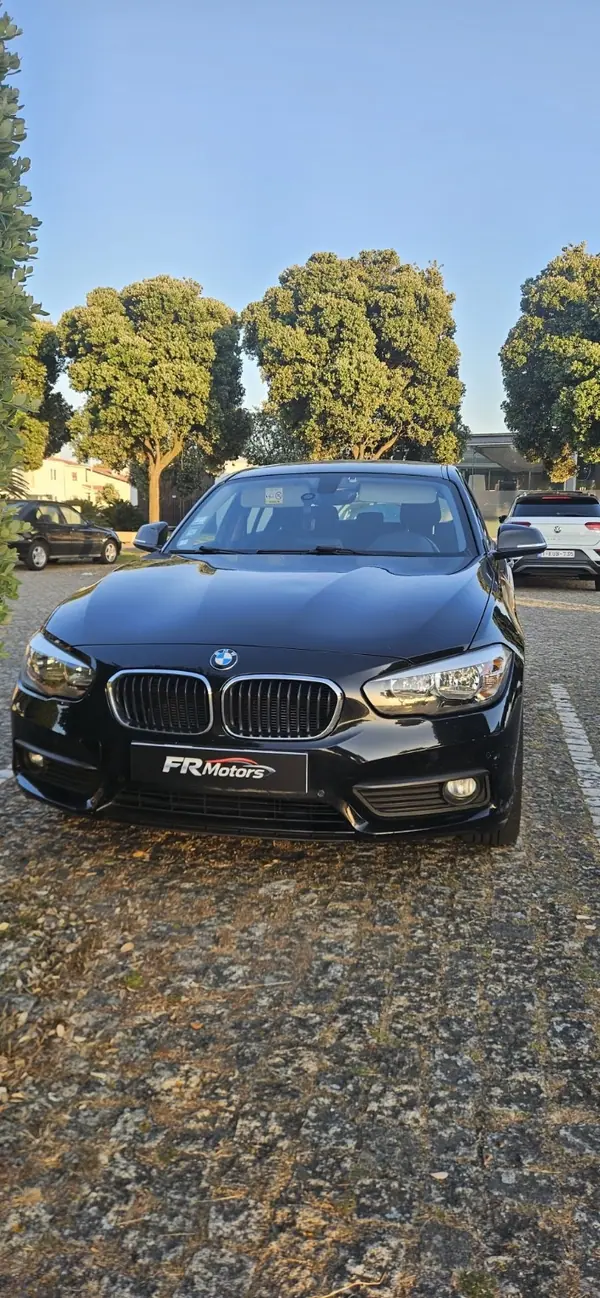 BMW 114 2016 - 12750 EUR, 154000 km - AUTO.MOTO.pt - 154000km - foto 3 de 8