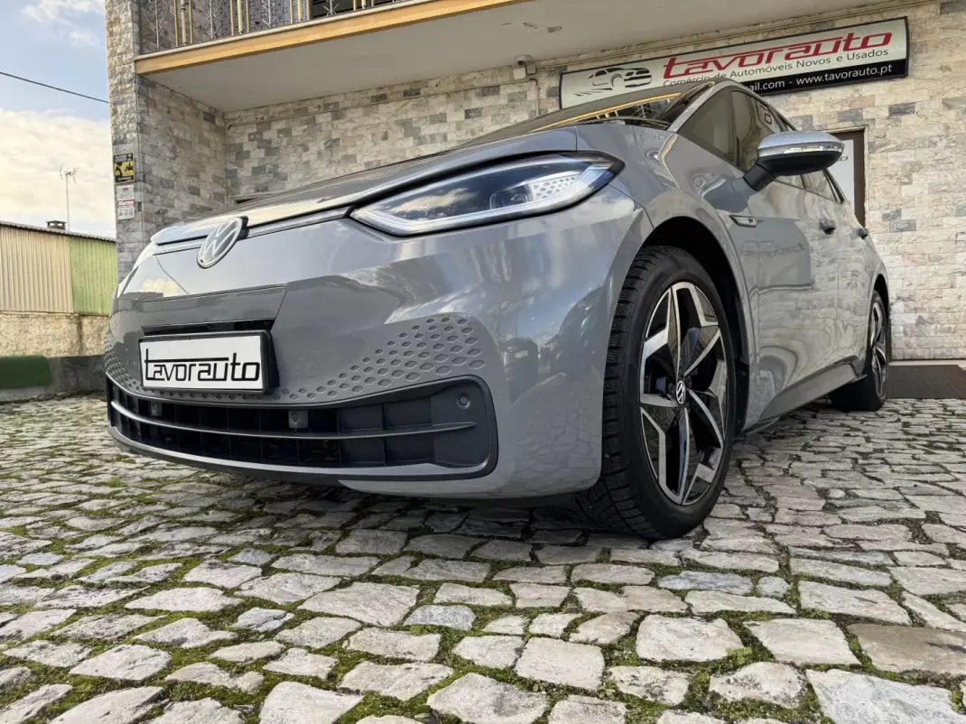 Volkswagen ID.3 2020 - 19500 EUR, 94000 km - AUTO.MOTO.pt - 94000km - foto 22 de 44