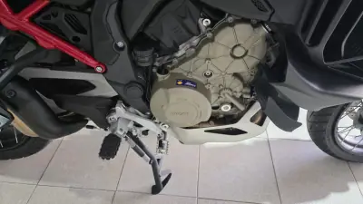 Ducati Multistrada 1260 Enduro 2024 - 28500 EUR, 3867 km - AUTO.MOTO.pt - 3867km - foto 16 de 27
