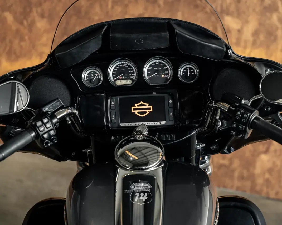 Harley-Davidson Electra Glide Ultra Classic 2014 - 18990 EUR, 24980 km - AUTO.MOTO.pt - 24980km - foto 13 de 46