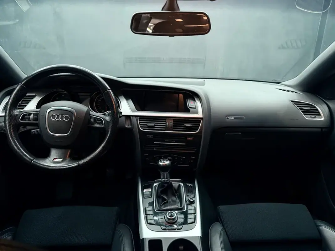 Audi A5 Sportback 2010 - 17900 EUR, 200000 km - AUTO.MOTO.pt - 200000km - foto 14 de 19