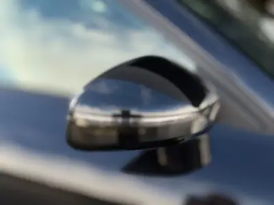 Audi TT Coupé 2012 - 17800 EUR, 185000 km - AUTO.MOTO.pt - 185000km - foto 5 de 25