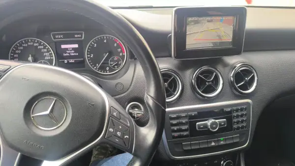 Mercedes-Benz A 180 2013 - 11900 EUR, 187000 km - AUTO.MOTO.pt - 187000km - foto 4 de 26