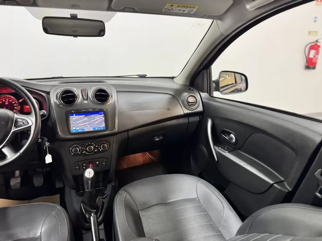 Dacia Logan MCV 2018 - 8750 EUR, 149000 km - AUTO.MOTO.pt - 149000km - foto 28 de 58