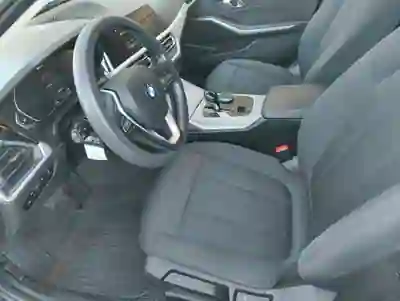 BMW 330 2021 - 29000 EUR, 63500 km - 63500km - foto 12 de 14
