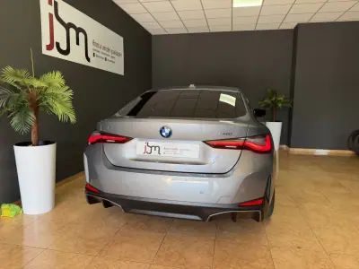 BMW i4 2022 - 36500 EUR, 76874 km - AUTO.MOTO.pt - 76874km - foto 6 de 18