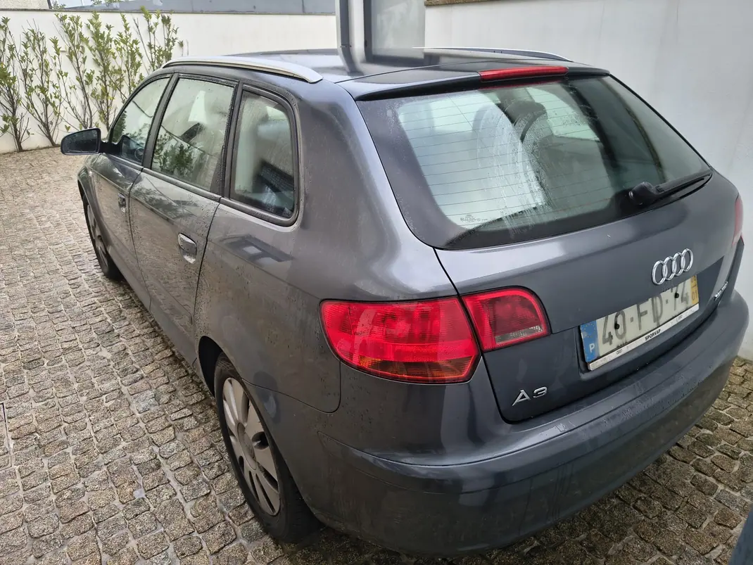 Audi A3 Sportback 2008 - 7500 EUR, 145000 km - AUTO.MOTO.pt - 145000km - foto 14 de 16