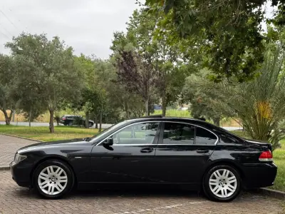 BMW 730 2006 - 9965 EUR, 221597 km - foto 5 de 8
