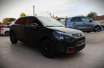 Citroën C4 Cactus 2018 - 13990 EUR, 113200 km - AUTO.MOTO.pt - 113200km - foto 4 de 30