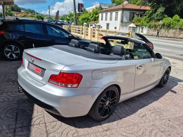BMW 123 2014 - 14900 EUR, 240000 km - AUTO.MOTO.pt - 240000km - foto 9 de 40