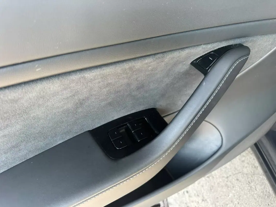 Tesla Model 3 2020 - 33900 EUR, 48971 km - 48971km - foto 26 de 31
