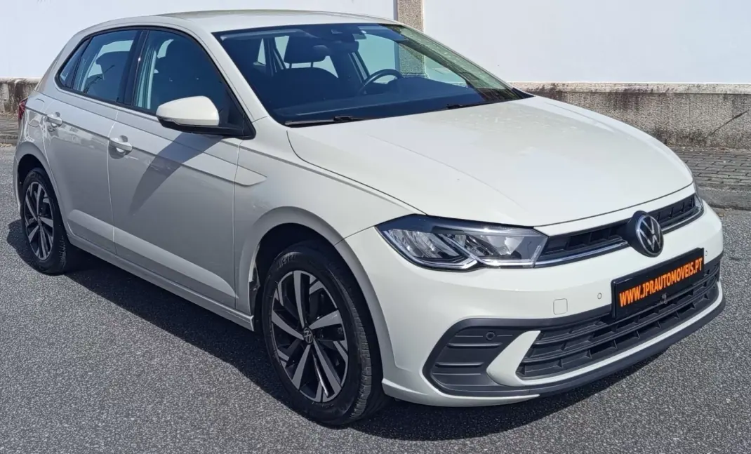 Volkswagen Polo 2023 - 14490 EUR, 125000 km - AUTO.MOTO.pt - 125000km - foto 3 de 18