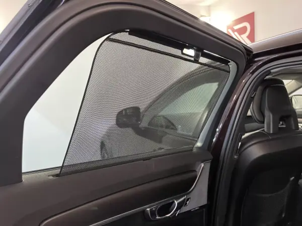 Volvo V90 Cross Country 2017 - 23500 EUR, 213000 km - AUTO.MOTO.pt - 213000km - foto 21 de 44