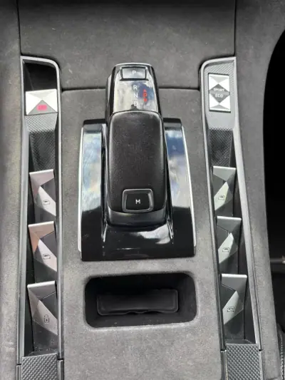 DS DS7 Crossback 2019 - 19490 EUR, 213100 km - AUTO.MOTO.pt - 213100km - foto 15 de 18