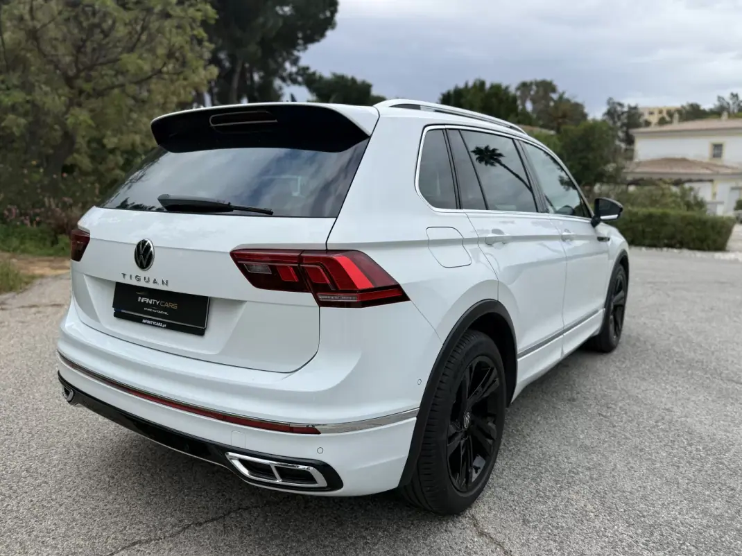 Volkswagen Tiguan 2020 - 26999 EUR, 207000 km - AUTO.MOTO.pt - 207000km - foto 10 de 16