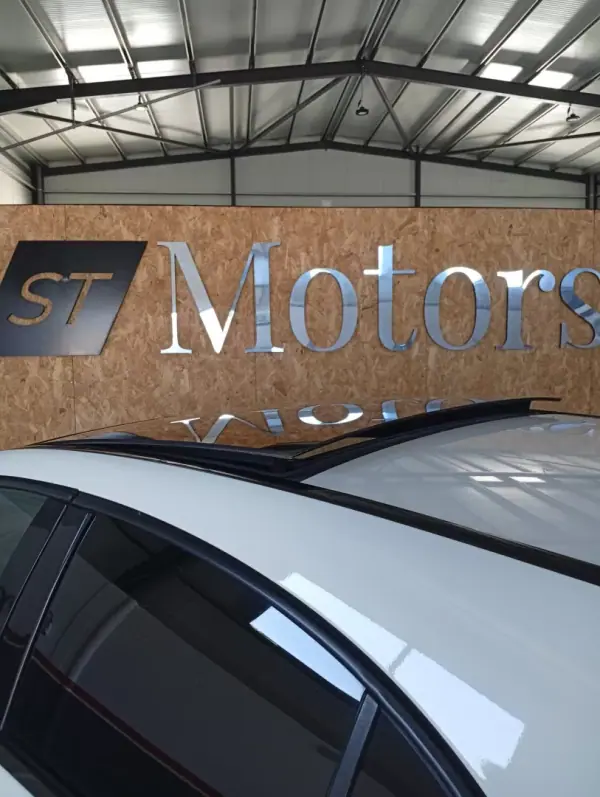 Mercedes-Benz A 180 2015 - 18900 EUR, 111400 km - AUTO.MOTO.pt - 111400km - foto 22 de 22