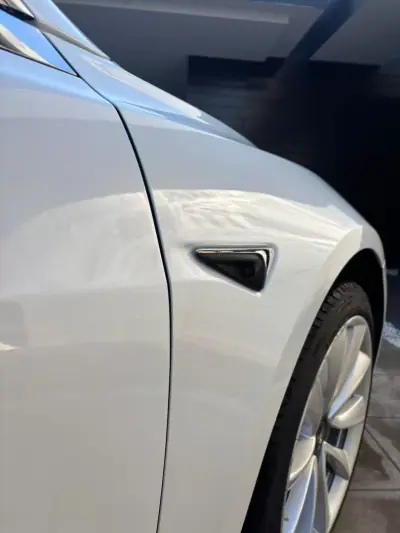Tesla Model 3 2019 - 22900 EUR, 117000 km - AUTO.MOTO.pt - 117000km - foto 25 de 27