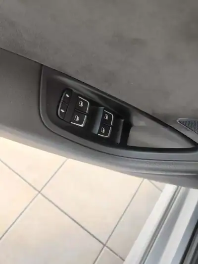 Audi A6 Avant 2018 - 22950 EUR, 153300 km - AUTO.MOTO.pt - 153300km - foto 23 de 42