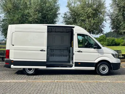 VW Crafter 2.0 TDI L3H3 IVA Dedutível 2022 - 26450 EUR, 128000 km - AUTO.MOTO.pt - 128000km - foto 6 de 33