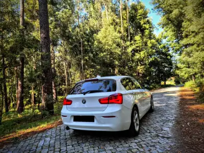 BMW 116 2017 - 12900 EUR, 205000 km - AUTO.MOTO.pt - 205000km - foto 21 de 25