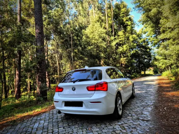 BMW 116 2017 - 12900 EUR, 205000 km - AUTO.MOTO.pt - 205000km - foto 21 de 25