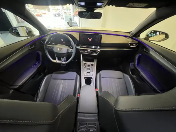 Cupra Formentor 2022 - 29990 EUR, 48000 km - AUTO.MOTO.pt - 48000km - foto 4 de 52
