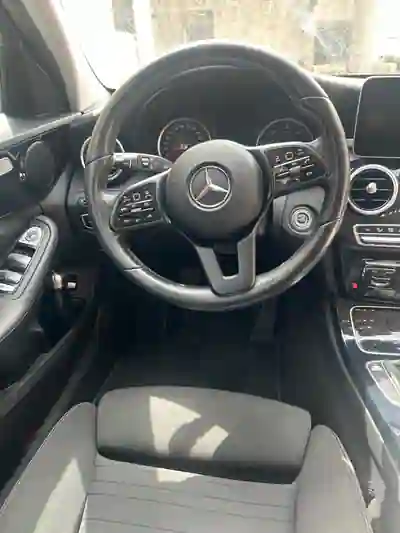 Mercedes-Benz C 180 2019 - 16500 EUR, 215000 km - AUTO.MOTO.pt - 215000km - foto 12 de 13