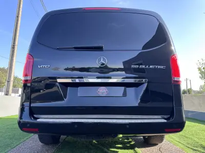 Mercedes-Benz Vito Tourer 2015 - 24900 EUR, 320000 km - AUTO.MOTO.pt - 320000km - foto 19 de 57
