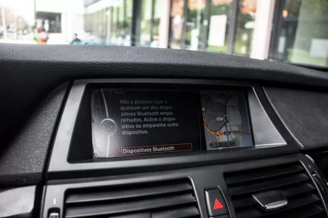 BMW X6 ActiveHybrid 2010 - 23990 EUR, 173745 km - AUTO.MOTO.pt - 173745km - foto 36 de 40