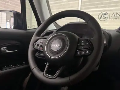 Jeep Renegade 2022 - 23950 EUR, 10796 km - AUTO.MOTO.pt - 10796km - foto 30 de 37