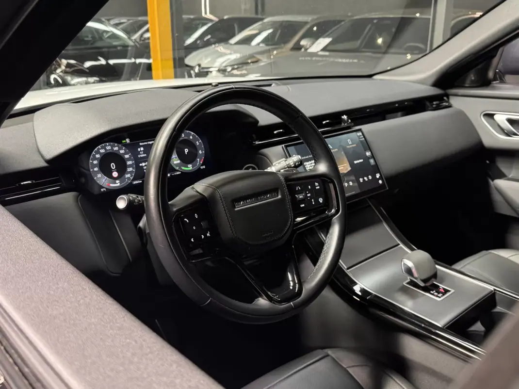 Land Rover Range Rover Velar 2024 - 69990 EUR, 33000 km - AUTO.MOTO.pt - 33000km - foto 20 de 40