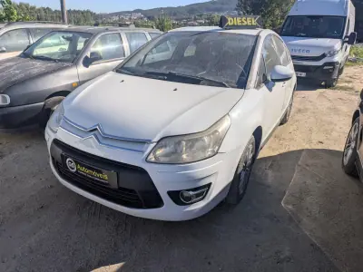 Citroën C4 2010 — foto 4 de 8