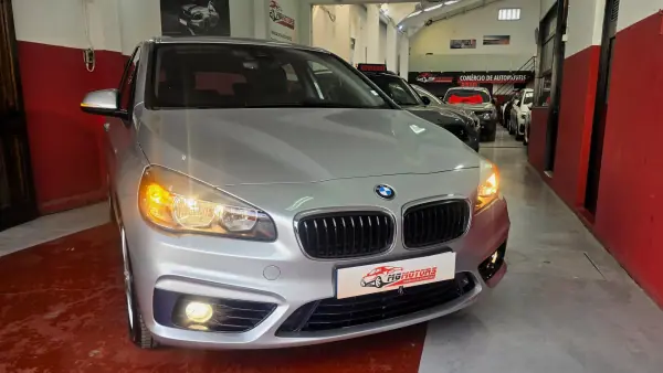 BMW 216 Active Tourer 2016 - 14890 EUR, 92637 km - AUTO.MOTO.pt - 92637km - foto 14 de 55