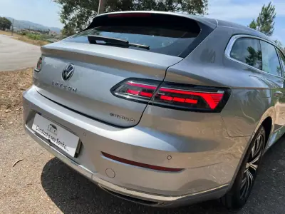 Volkswagen Arteon Shooting Brake 2021 - 27900 EUR, 89450 km - AUTO.MOTO.pt - 89450km - foto 15 de 43