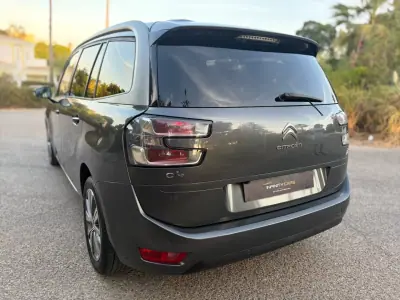 Citroën C4 Grand Picasso 2015 - 11999 EUR, 140000 km - 140000km - foto 9 de 19