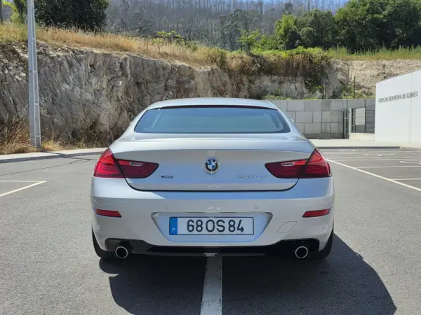 BMW 640 Gran Coupé 2014 - 25990 EUR, 200000 km - AUTO.MOTO.pt - 200000km - foto 9 de 23