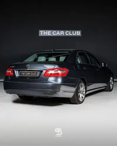 Mercedes-Benz E 220 2009 - 13950 EUR, 217989 km - AUTO.MOTO.pt - 217989km - foto 3 de 19