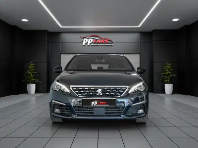 Peugeot 308 SW 2020 - 21450 EUR, 80000 km - AUTO.MOTO.pt - 80000km - foto 4 de 75