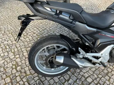 Honda NC750X 2017 - 5650 EUR, 38261 km - AUTO.MOTO.pt - 38261km - foto 2 de 14