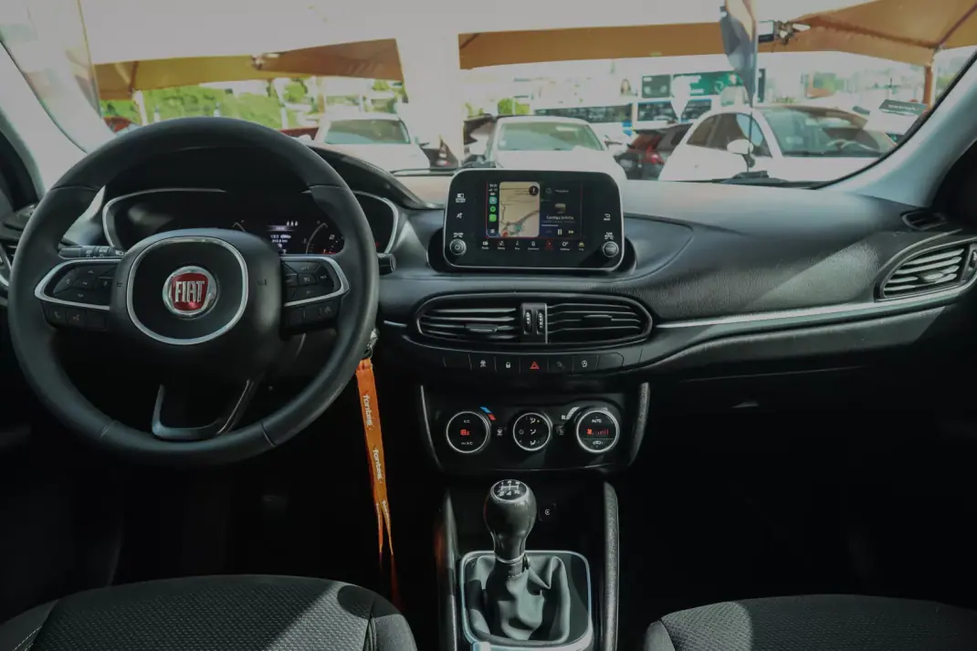 Fiat Tipo 2019 - 11880 EUR, 100620 km - AUTO.MOTO.pt - 100620km - foto 8 de 22