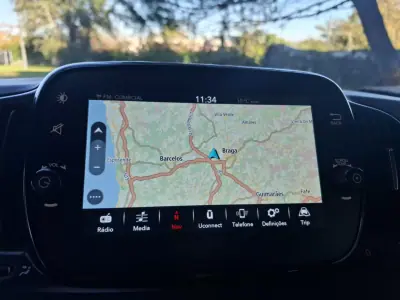 Abarth 695 2023 - 29990 EUR, 6300 km - AUTO.MOTO.pt - 6300km - foto 37 de 46