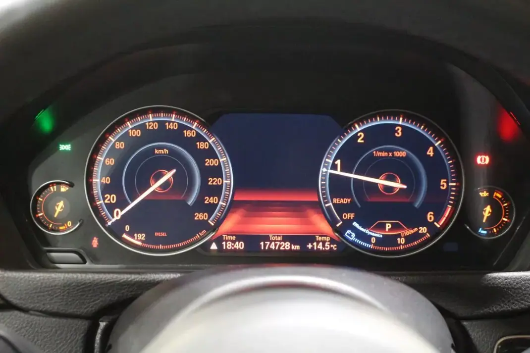 BMW 418 Gran Coupé 2019 - 24400 EUR, 174728 km - AUTO.MOTO.pt - 174728km - foto 29 de 42