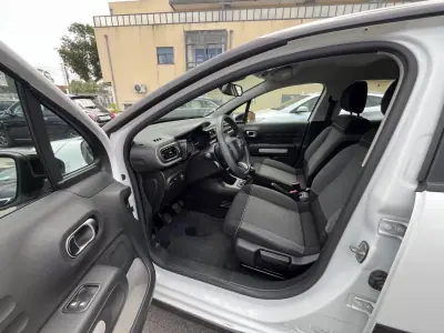 Citroën C3 2019 - 8750 EUR, 123000 km - AUTO.MOTO.pt - 123000km - foto 26 de 48