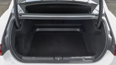 Mercedes-Benz EQE 2022 - 39900 EUR, 43000 km - AUTO.MOTO.pt - 43000km - foto 8 de 48