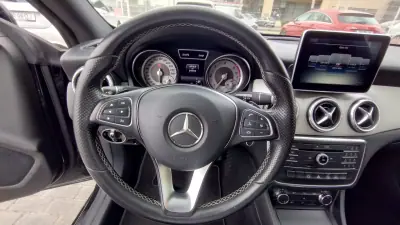 Mercedes-Benz CLA 200 2016 - 19999 EUR, 199000 km - AUTO.MOTO.pt - 199000km - foto 28 de 33